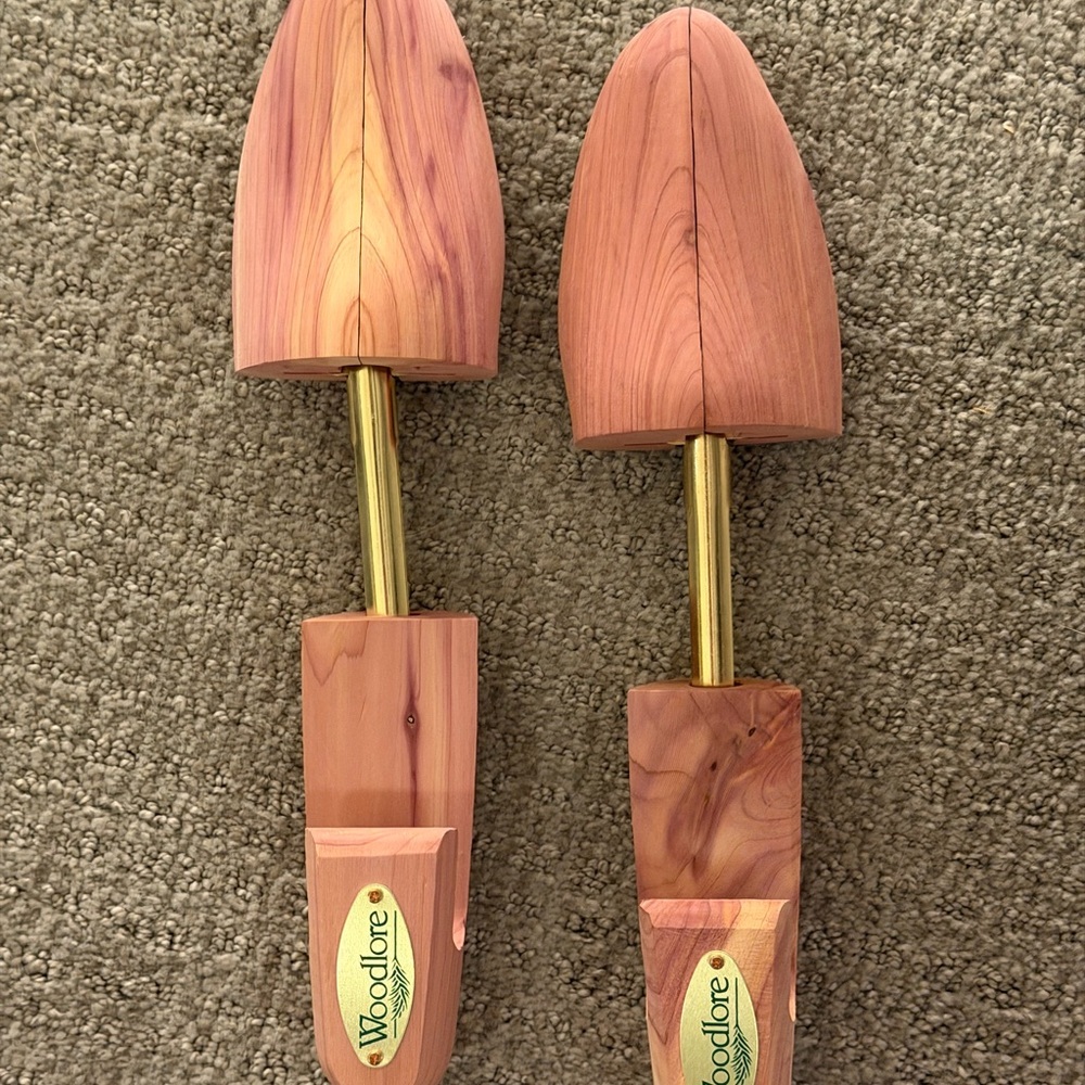 Woodlore Cedar Shoe Trees